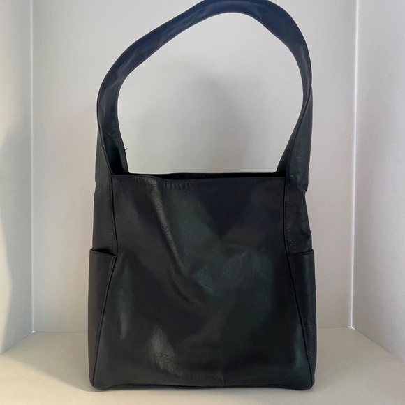 Eileen Fisher Italian Leather Shoulder bag soft leather - Picture 1 of 15